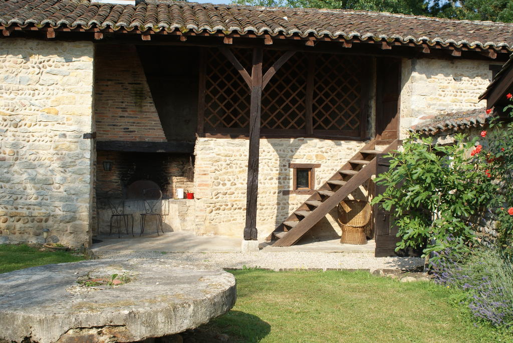 Le Moulin De Champagne Acomodação com café da manhã Viriat Exterior foto